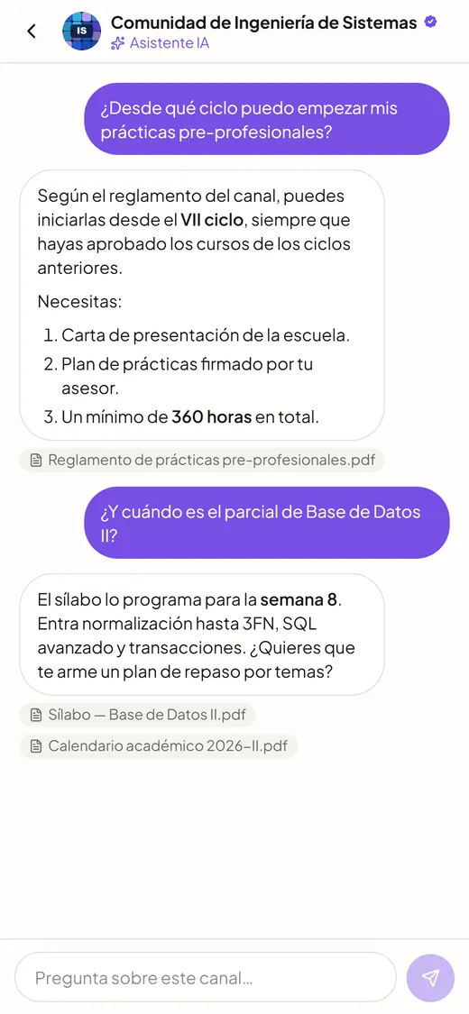 El asistente de IA de un canal de Ingeniería de Sistemas respondiendo sobre prácticas pre-profesionales y citando el reglamento.